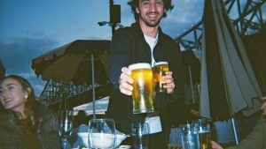 Seven Costly Timing Mistakes Ramblers Make Around Pub Hours